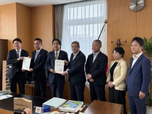 20260616　日本維新の会 規制改革提言手交
